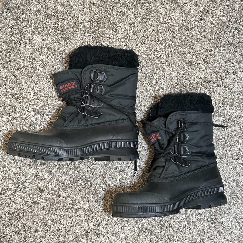 Sorel Winter Boots Black Lace Up Faux Fur Collar Mid Calf 8